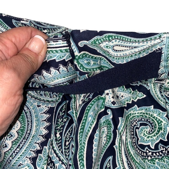 Liz Claiborne LizGolf Skort Blue Paisley with Belt and attached shorts Sz 8 - Picture 4 of 11